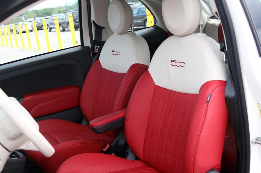  Fiat 500C 2012 года  (фото 24 из 98)